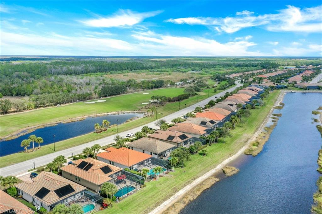 QUARRY SHORES - Residential