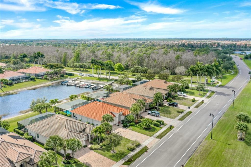 QUARRY SHORES - Residential