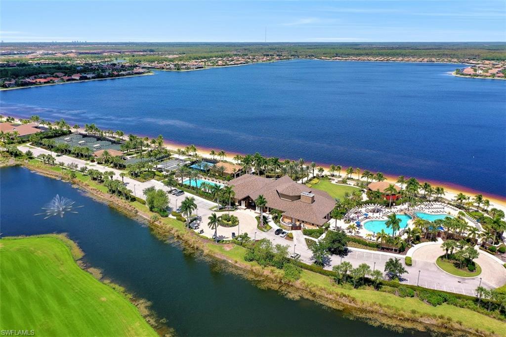 QUARRY SHORES - Residential