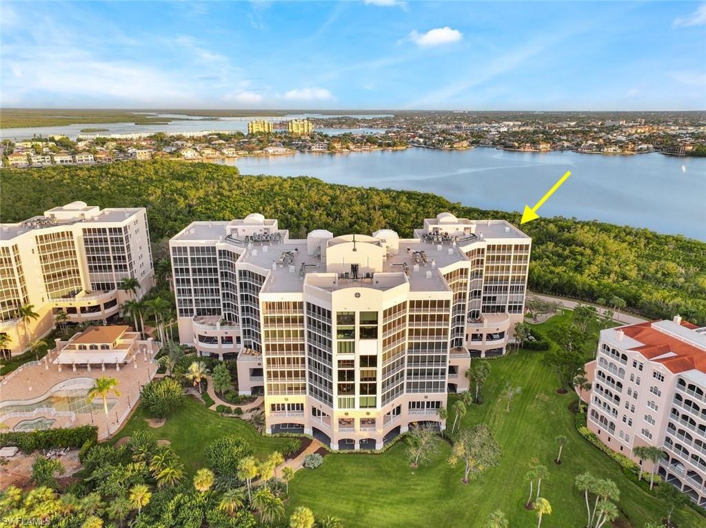 ROYAL MARCO POINT - Residential