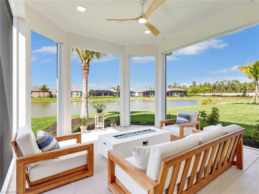 ESPLANADE LAKE CLUB - Residential