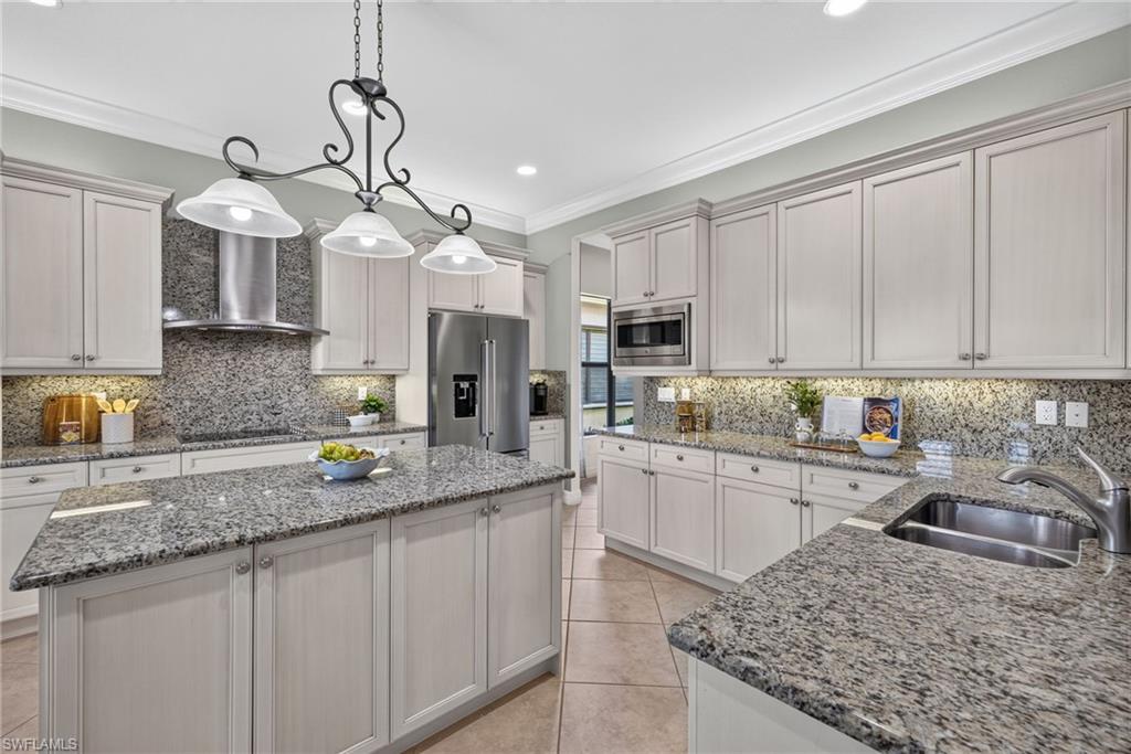 RIVERSTONE - Residential