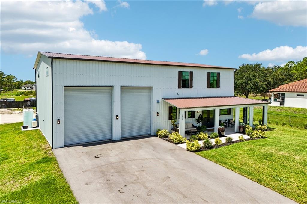 GOLDEN GATE ESTATES - Residential