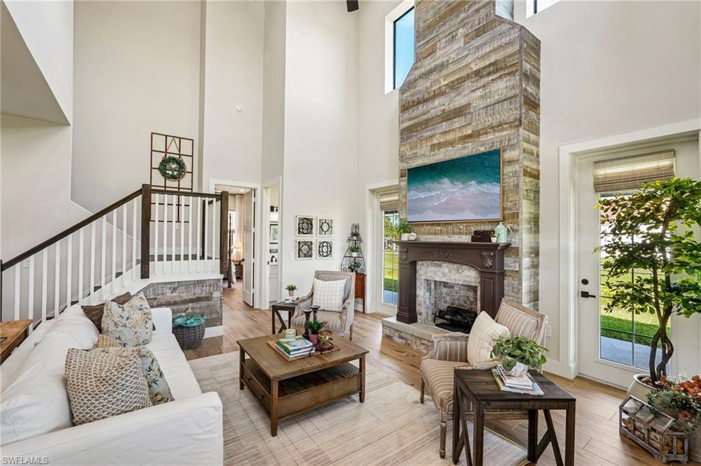 GOLDEN GATE ESTATES - Residential