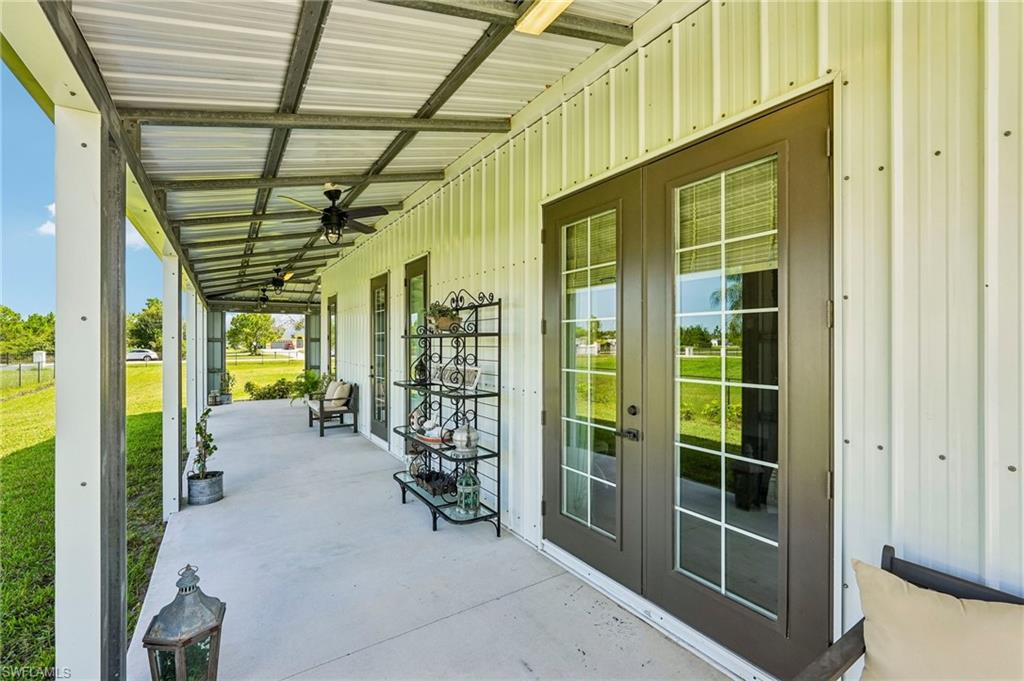 GOLDEN GATE ESTATES - Residential