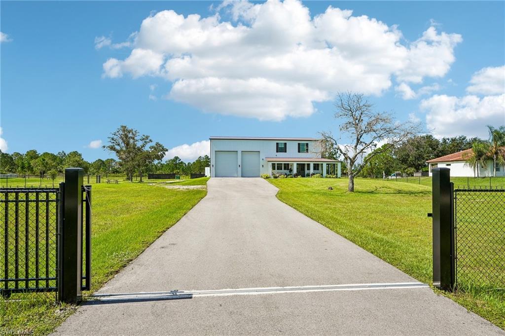 GOLDEN GATE ESTATES - Residential