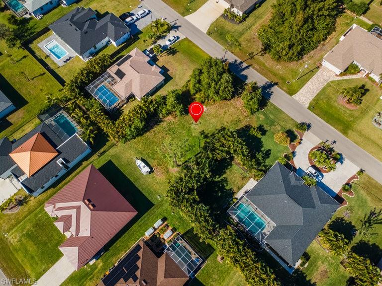 CAPE CORAL - Land