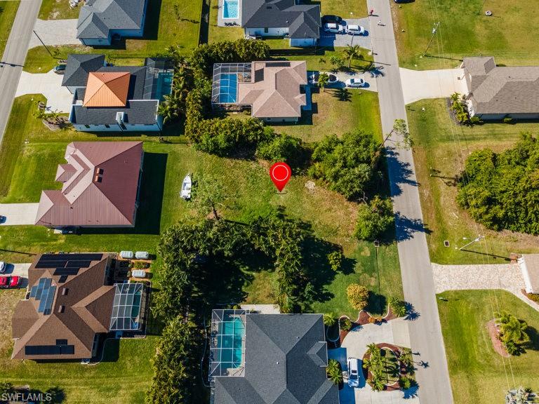 CAPE CORAL - Land