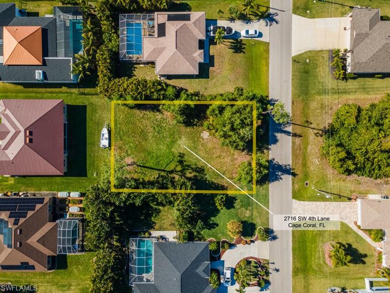 CAPE CORAL - Land
