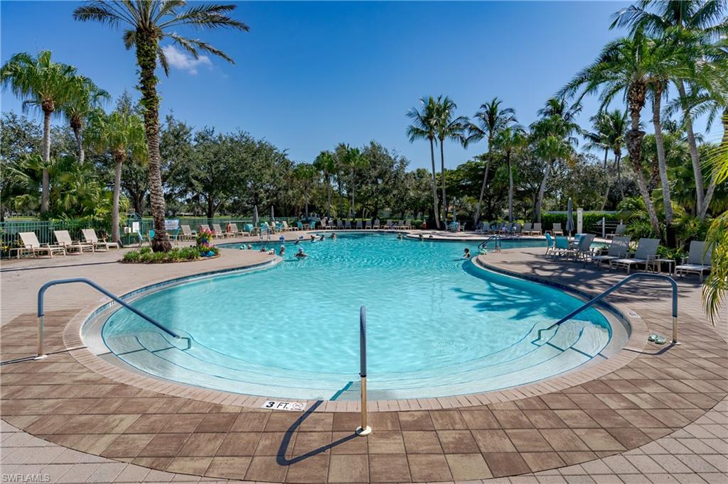 ISLAND WALK - Residential Lease