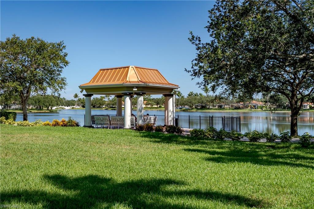 ISLAND WALK - Residential Lease