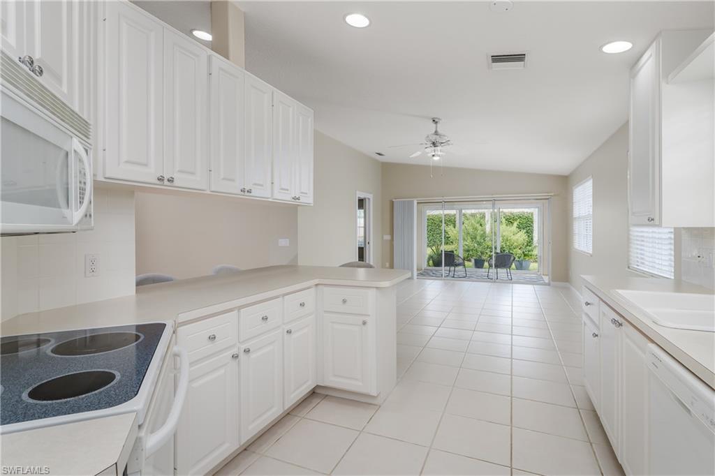 ISLAND WALK - Residential Lease