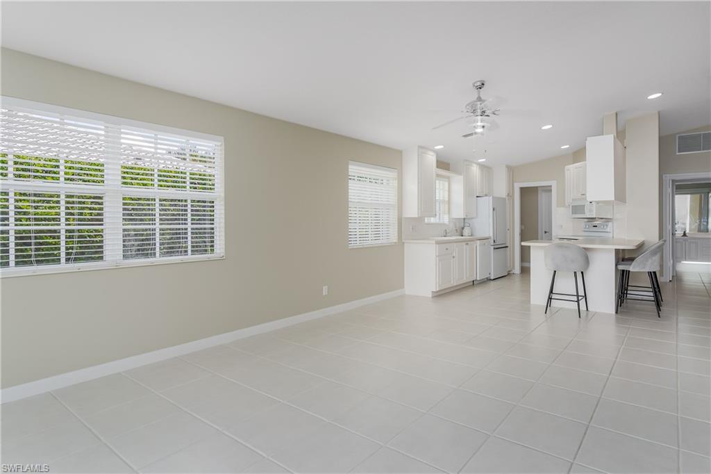 ISLAND WALK - Residential Lease