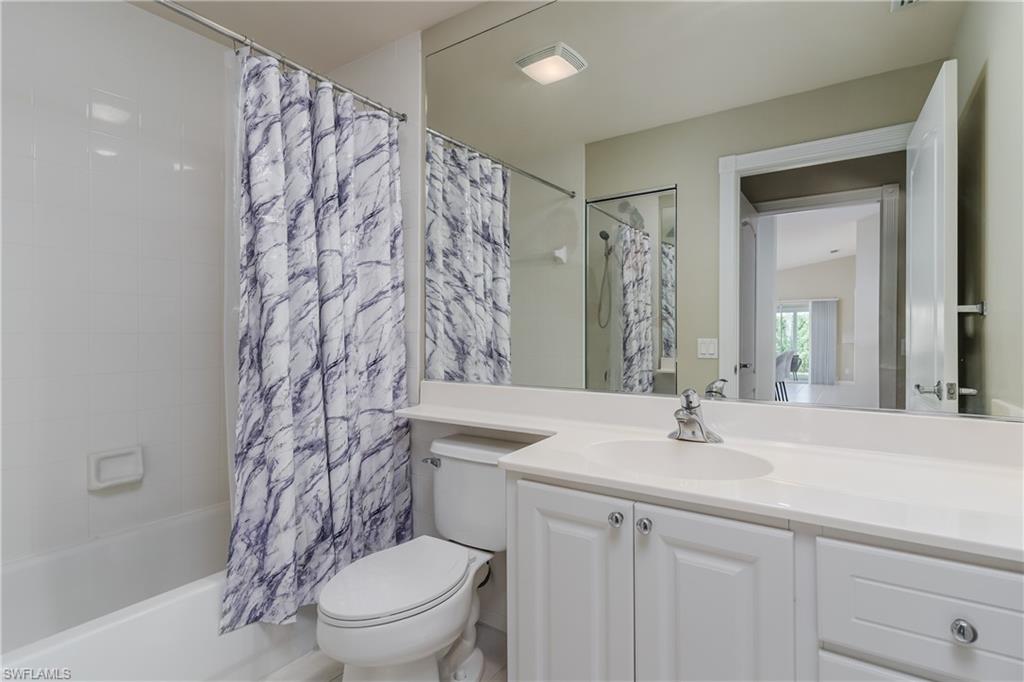ISLAND WALK - Residential Lease