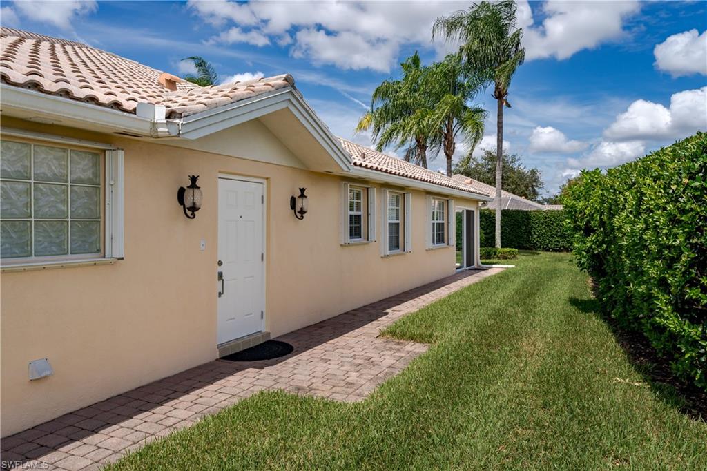 ISLAND WALK - Residential Lease
