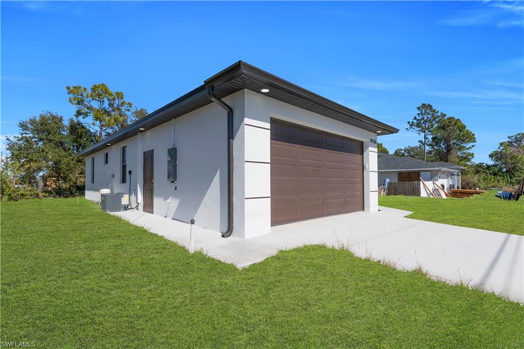 LEHIGH ACRES - Residential