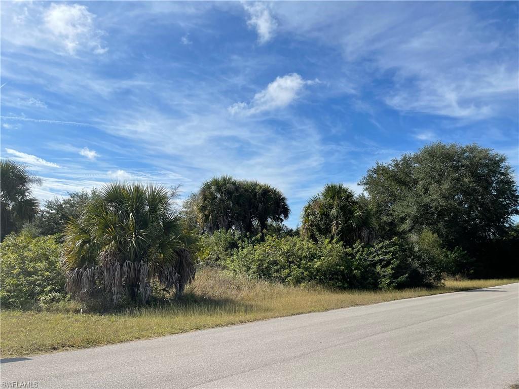 LEHIGH ACRES - Land