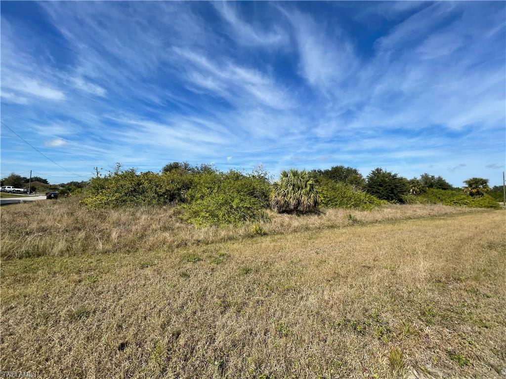 LEHIGH ACRES - Land