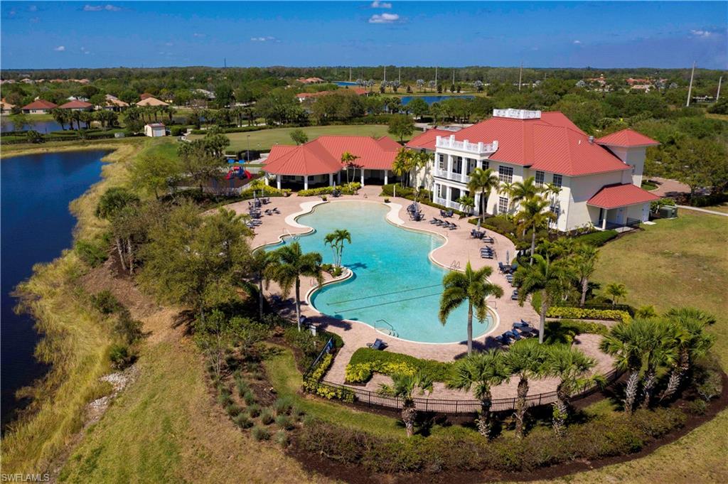 HAMPTON LAKES - Residential