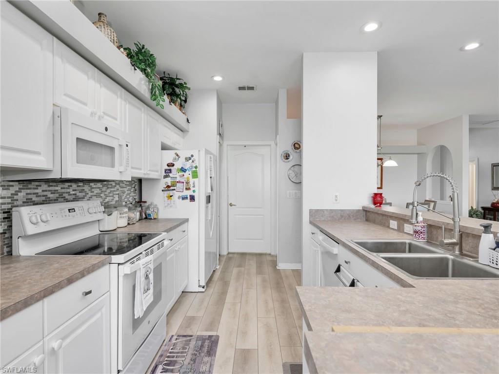 STONEYBROOK - Residential