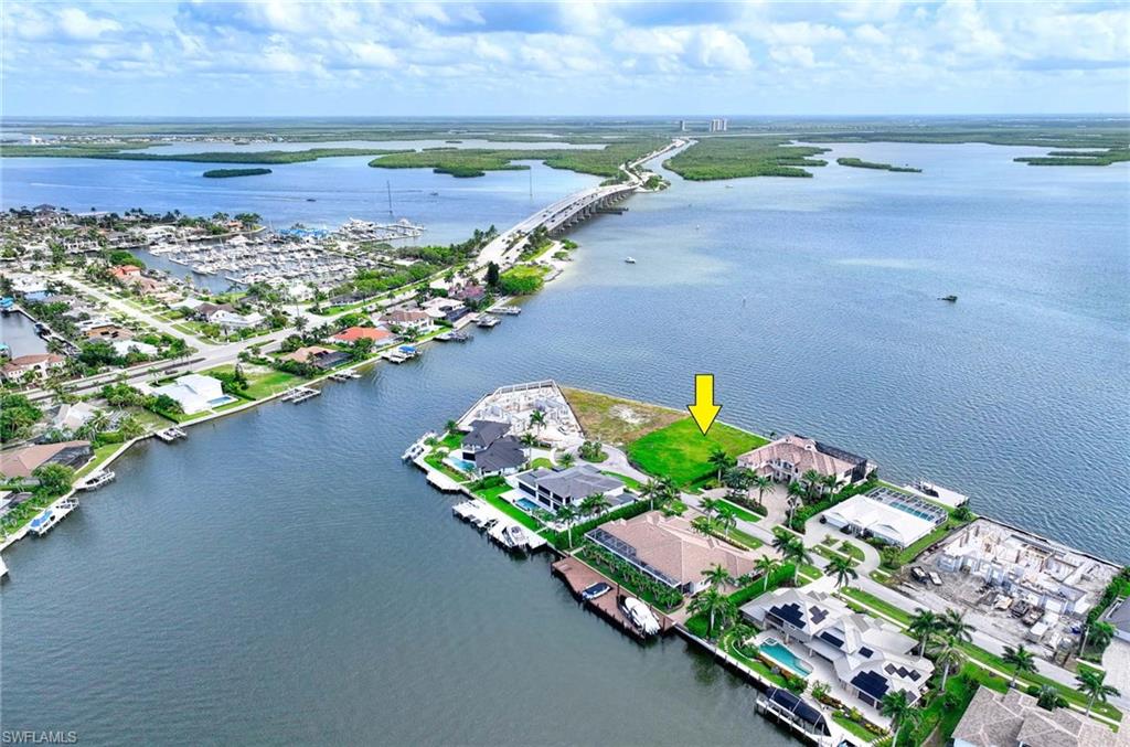 MARCO ISLAND - Land