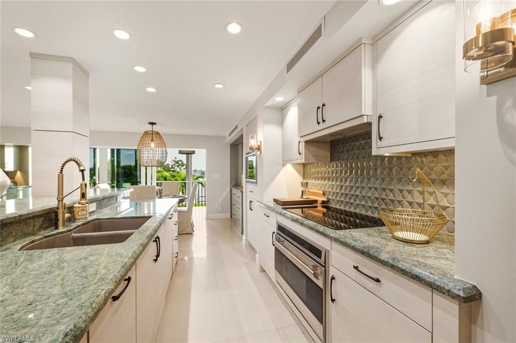 PELICAN POINT WEST - Residential