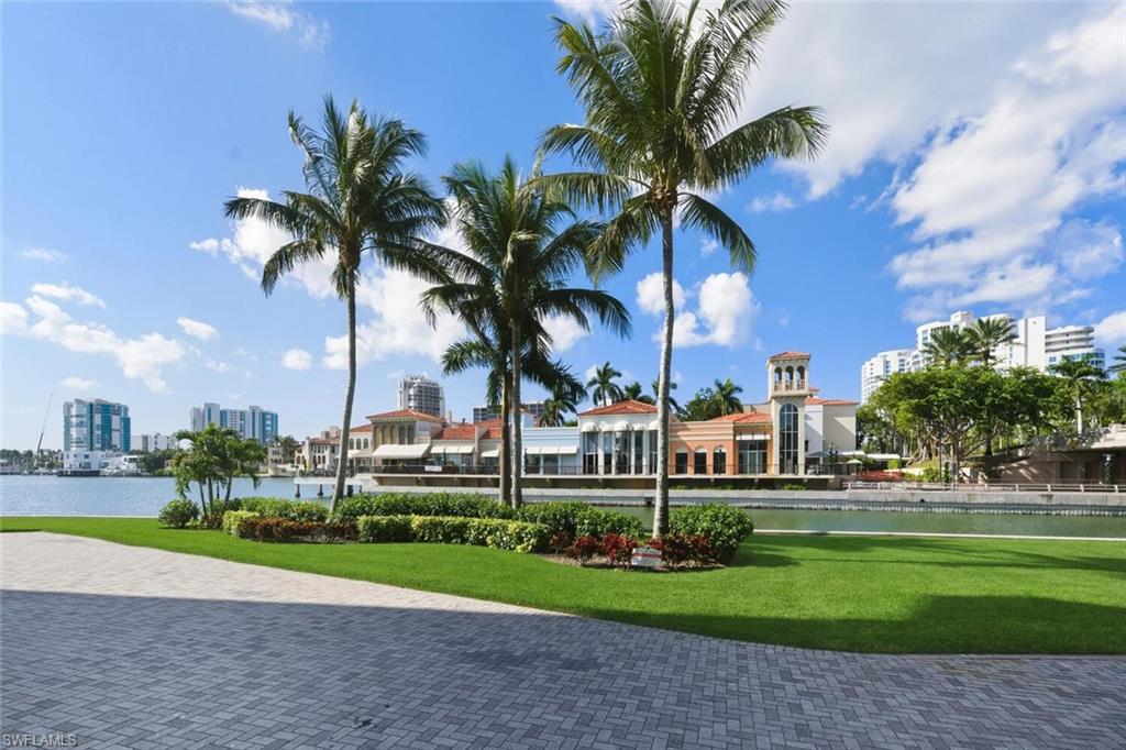 PELICAN POINT WEST - Residential