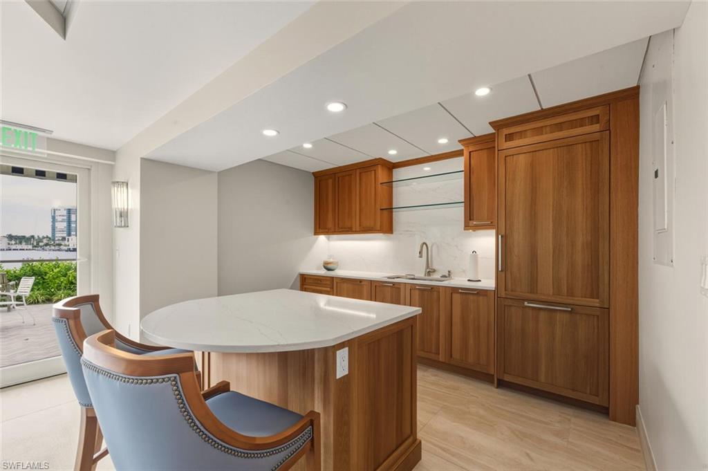 PELICAN POINT WEST - Residential