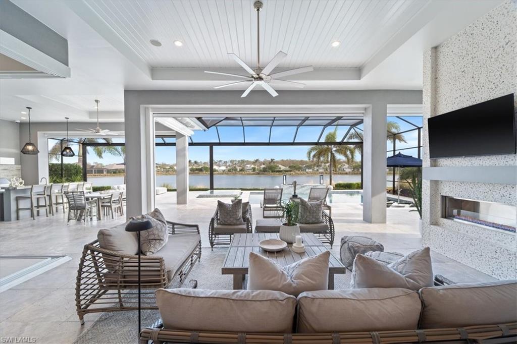 ISLES OF COLLIER PRESERVE - Residential