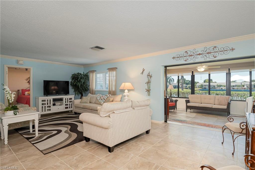 MYERLEE PARK NORTH CONDO - Residential