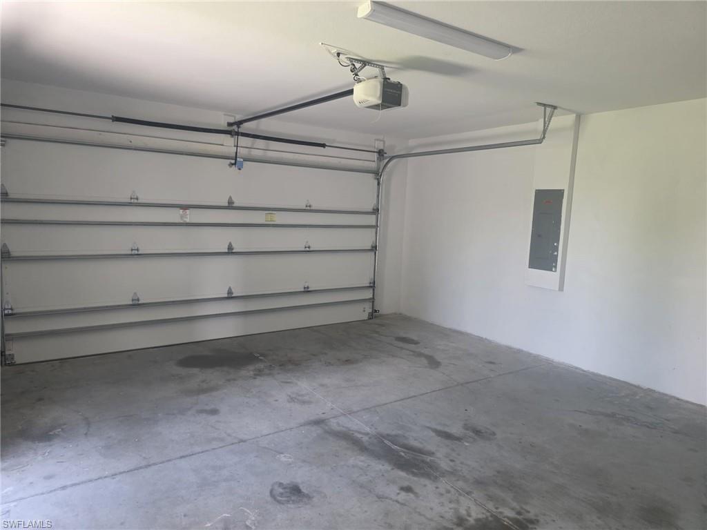 CAPE CORAL - Residential Lease