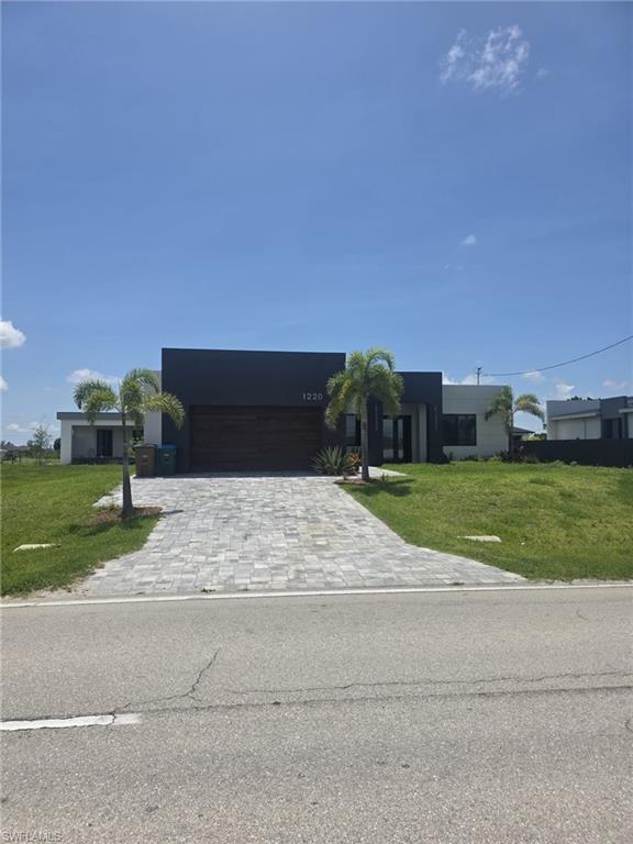 CAPE CORAL - Residential Lease