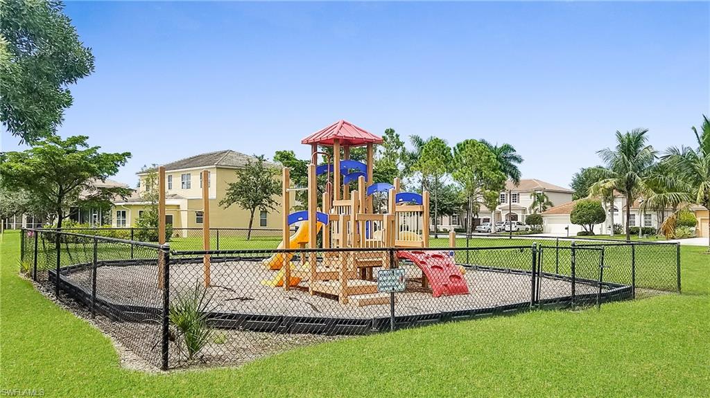 CORAL LAKES - Residential