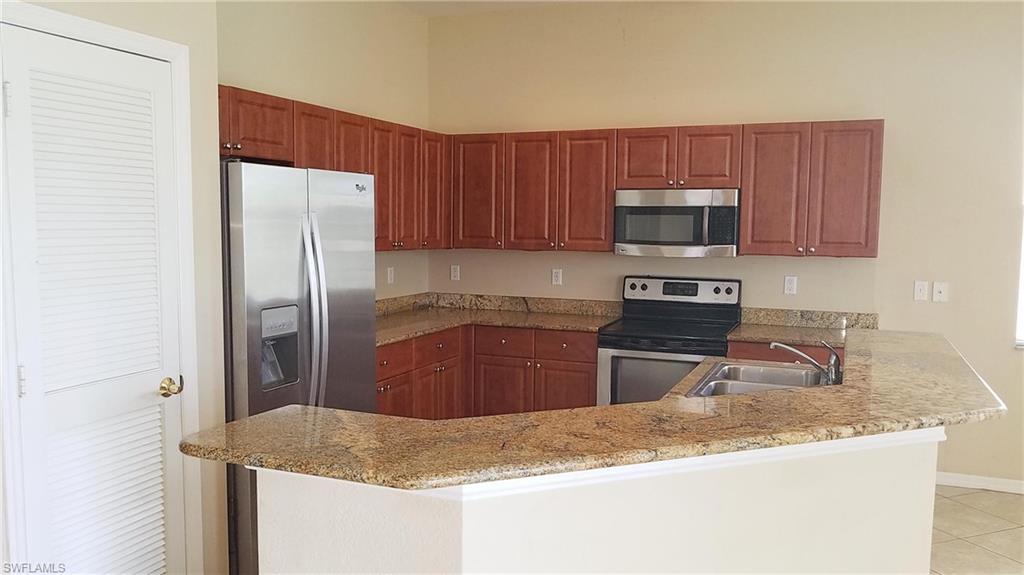 CORAL LAKES - Residential