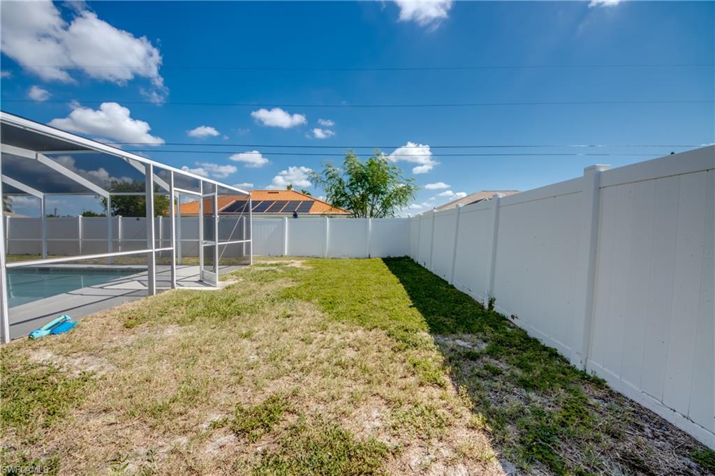 CAPE CORAL - Residential