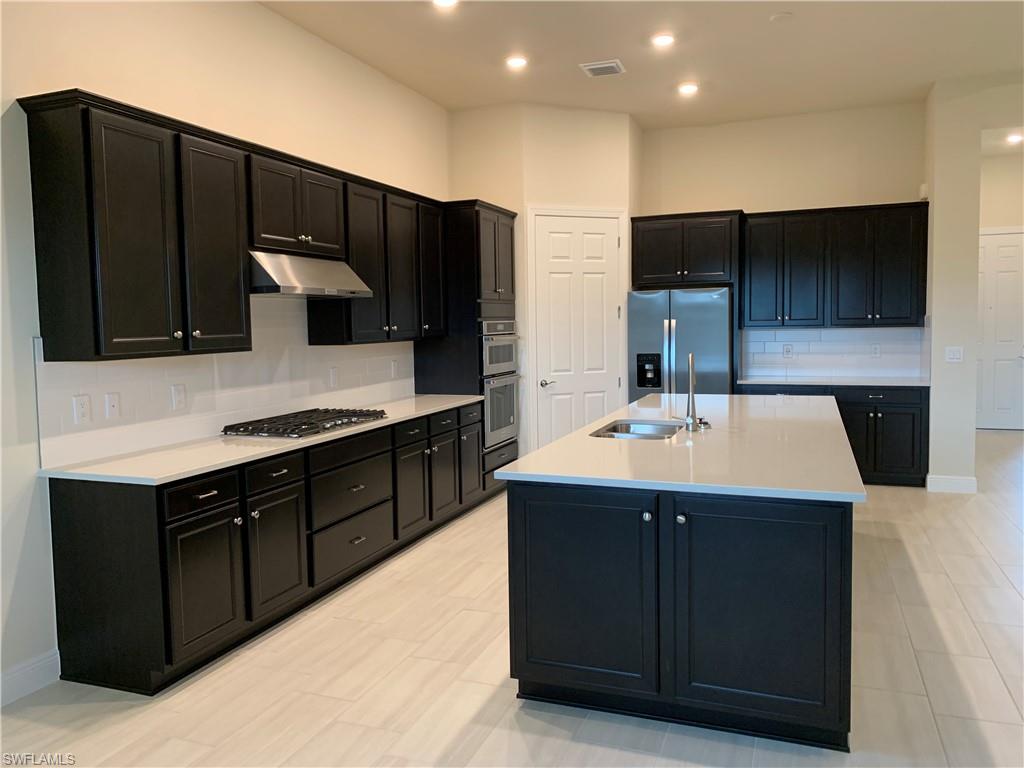GREYHAWK AT GOLF CLUB OF THE EVERGLADES - Residential Lease