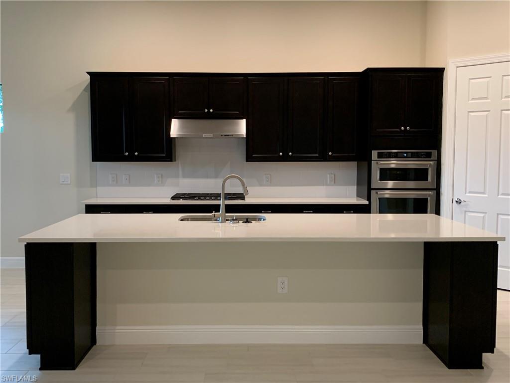 GREYHAWK AT GOLF CLUB OF THE EVERGLADES - Residential Lease