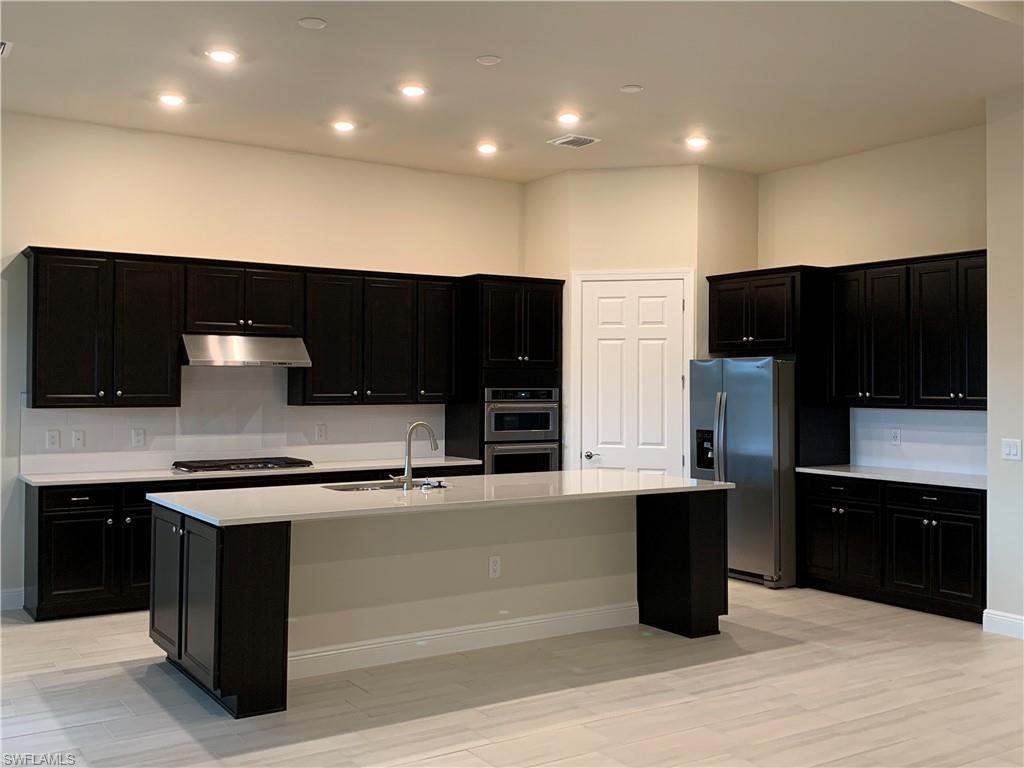 GREYHAWK AT GOLF CLUB OF THE EVERGLADES - Residential Lease