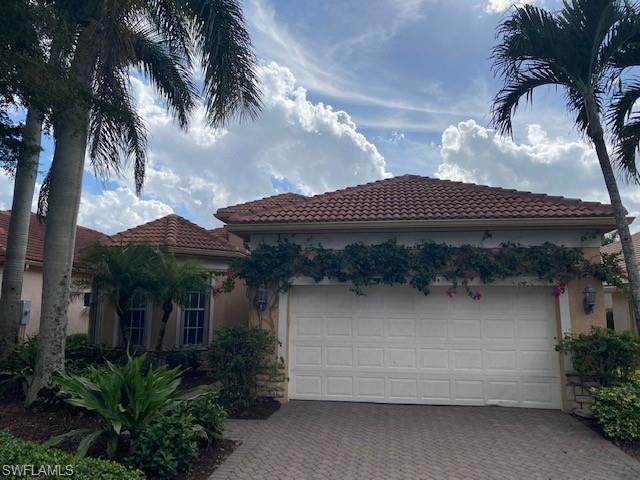 Great southern lake views await you from this Arther Rutenberg home. 3 bedroom, 2 bath with a den/office. New roof post irma, new air conditioner, accordion hurricane shutters and several other upgrades. Situated near all of Palmiras ammenities.