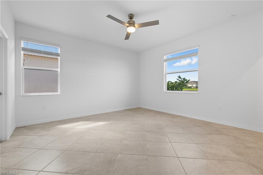 HAMPTON LAKES - Residential Lease