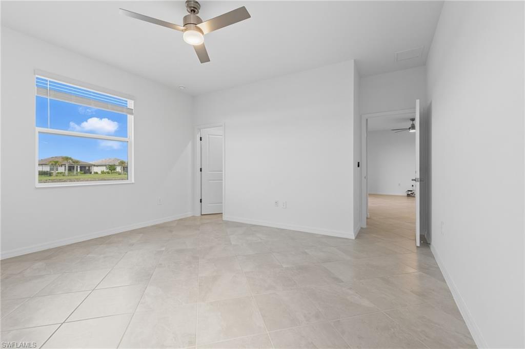 HAMPTON LAKES - Residential Lease
