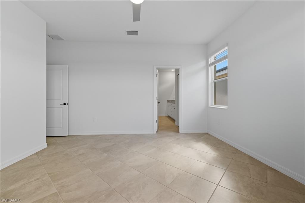 HAMPTON LAKES - Residential Lease