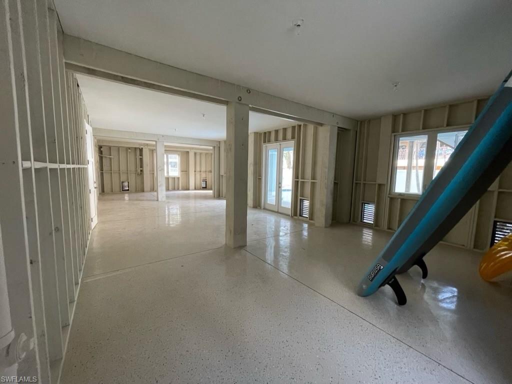 CAPTIVA BEACH - Residential