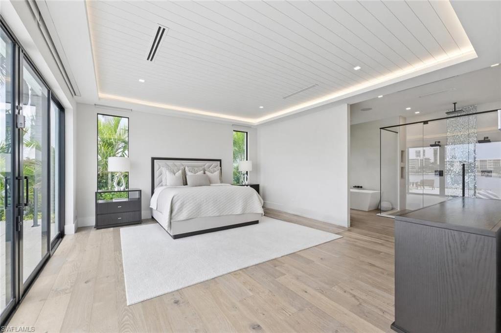 MOORINGS - Residential Lease