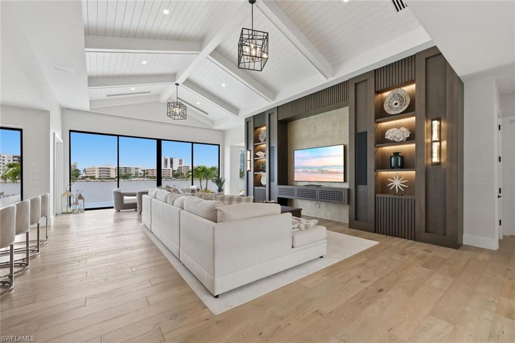 MOORINGS - Residential Lease