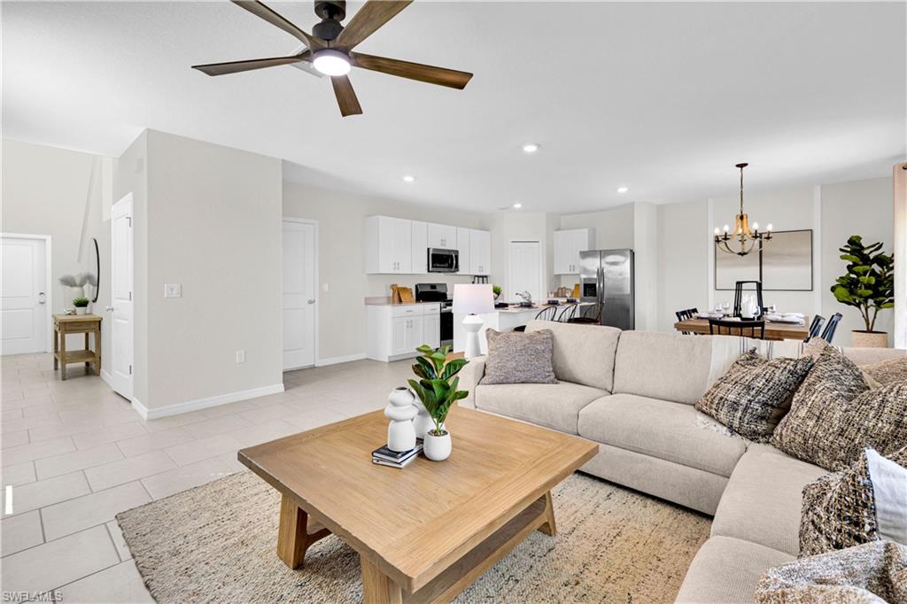 SABAL GLEN AT MIDTOWN - Residential