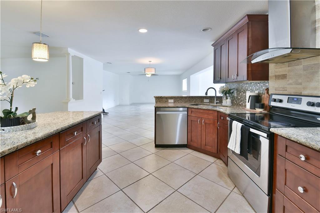 PORT CHARLOTTE - Residential