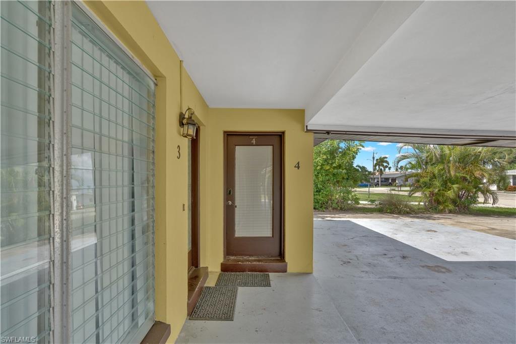 CAPE CORAL - Residential Lease