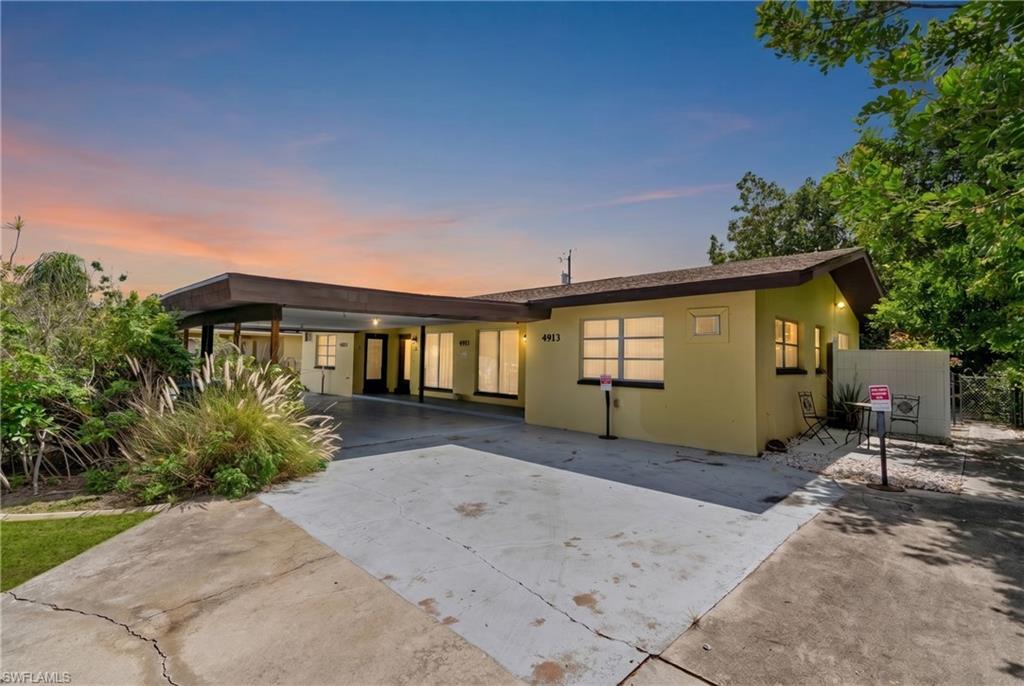 CAPE CORAL - Residential Lease
