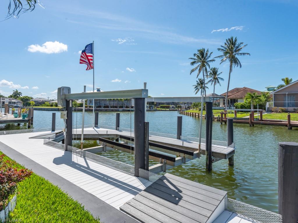 MARCO ISLAND - Residential